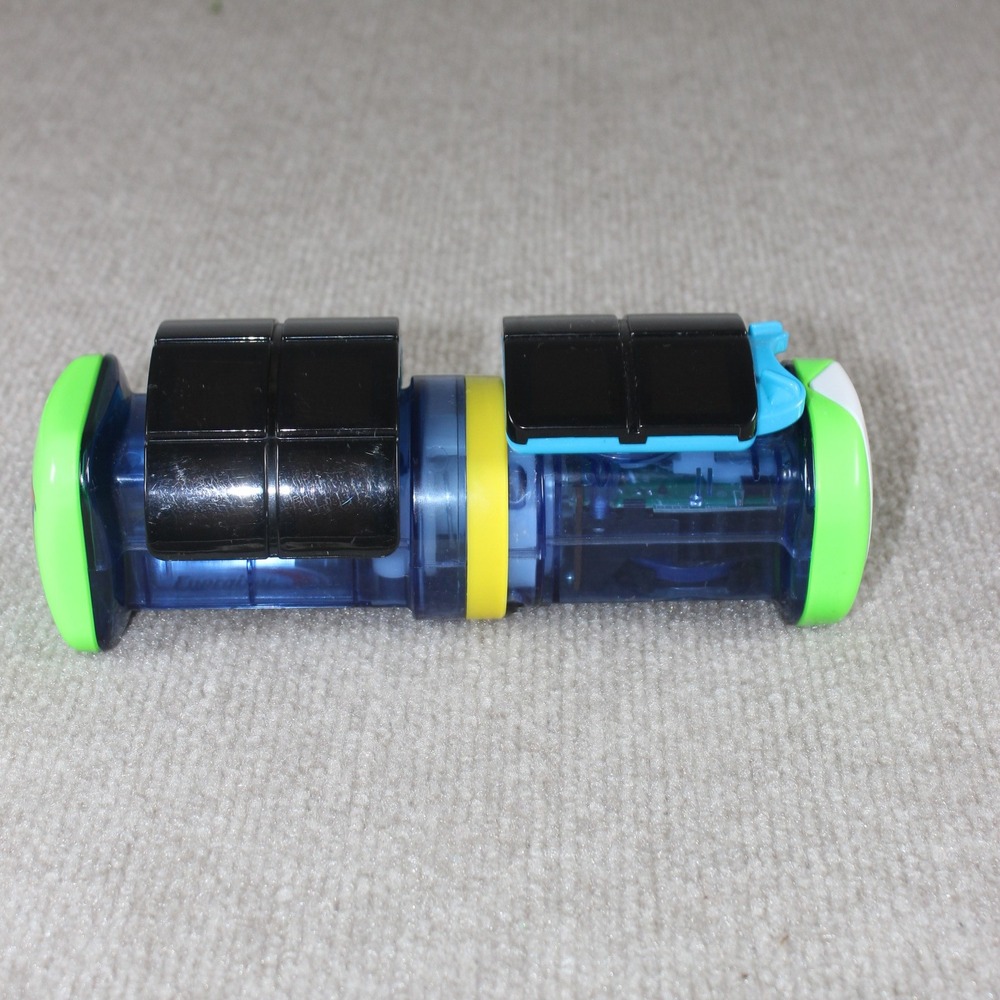 Hasbro Bop It Tetris Handheld Electronic Game Blue Translucent Light Up 2013 - Picture 3 of 6